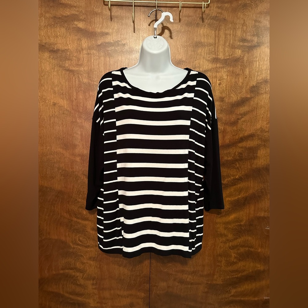 Chicos Size 2 Dolman Sleeve Knit Top Womens L 12 Black & White Contrast Stripes